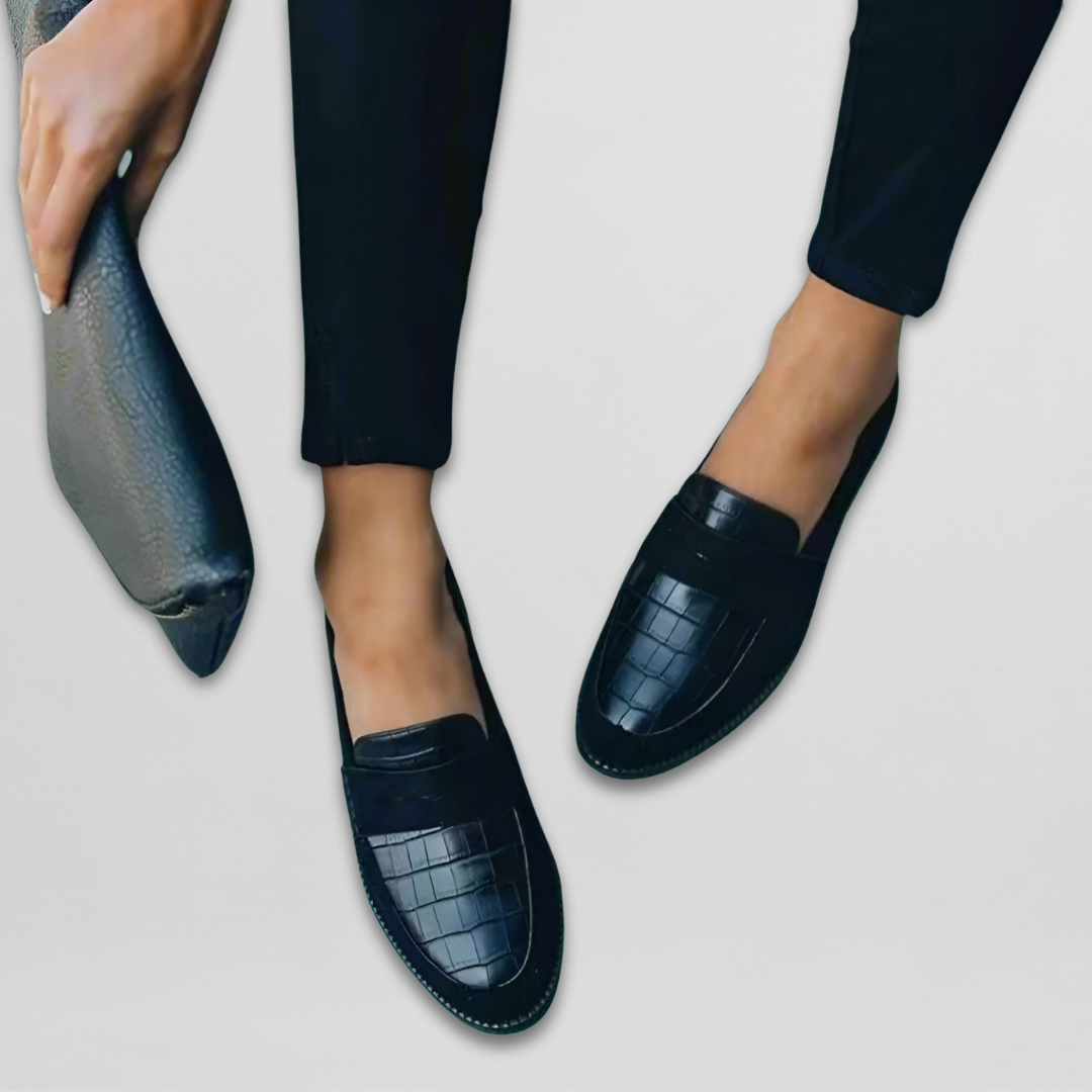 Carly™ - ELEGANT MOCCASINS WITH FINE CRAFTSMANSHIP