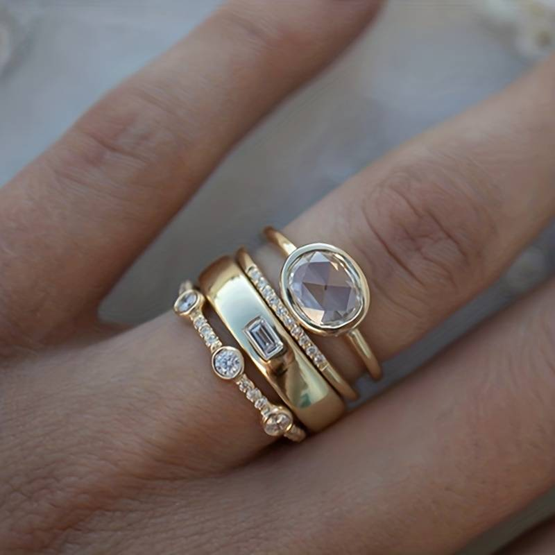 Harper™ - VINTAGE GOLD RING SET WITH ZIRCONIA ACCENTS