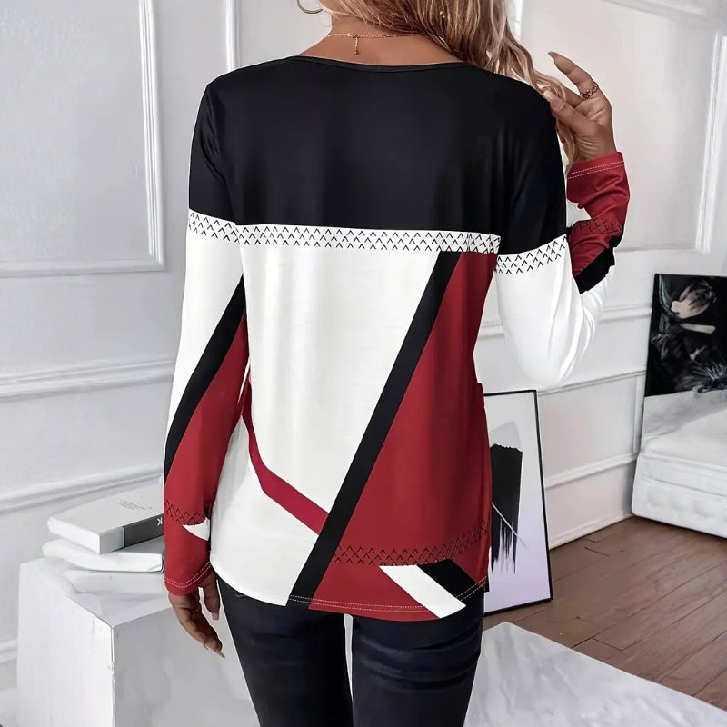 Clara™ - RELAXED FIT TOP WITH STRIKING DESIGN