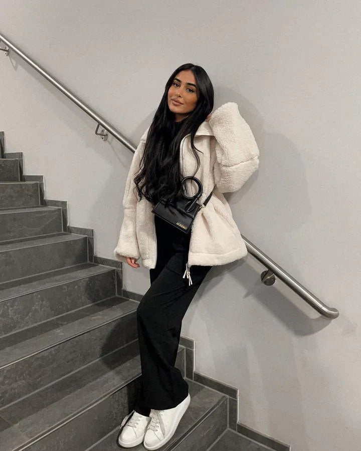 Aven™ - COZY TEDDY COAT WITH A MODERN SILHOUETTE