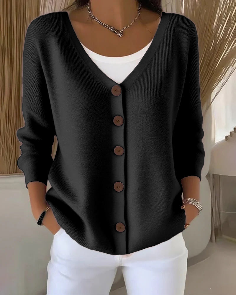 Cassie™ - BUTTONED PULLOVER WITH SOLID DESIGN