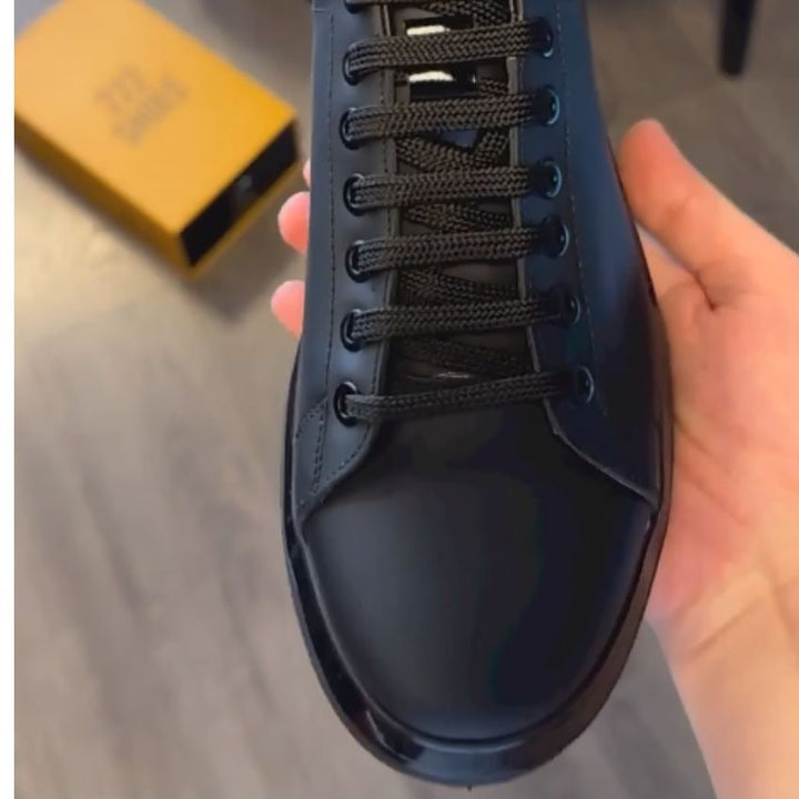 Caelan™ - SNEAKER CHIC WITH SOPHISTICATED STYLE
