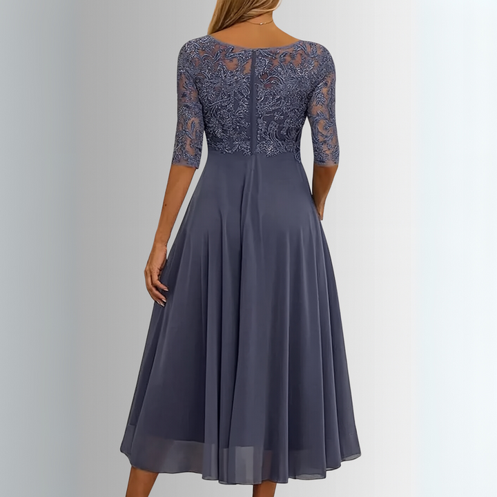 Eliana™ - ELEGANT LACE DRESS WITH FEMININE SILHOUETTE