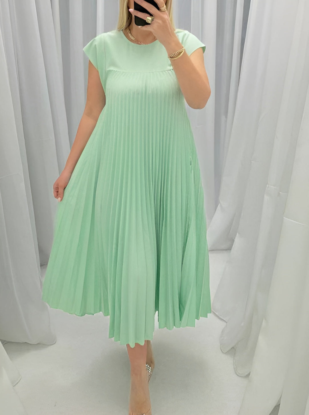 Simone™ - LIGHT PLEATED REFINED DRESS