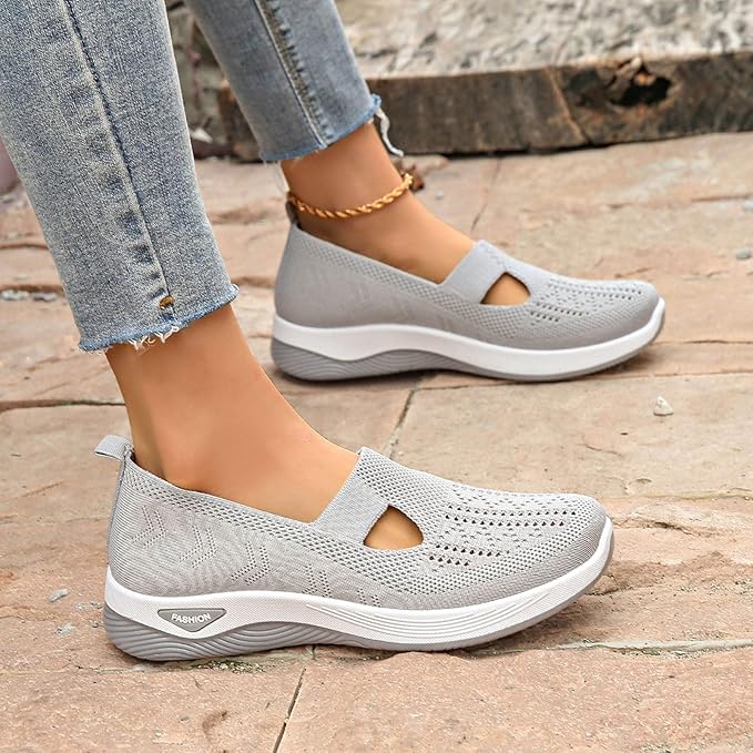 STRIDEKNIT™ - WOMEN'S SHOES WITH FLEXIBLE COMFORT