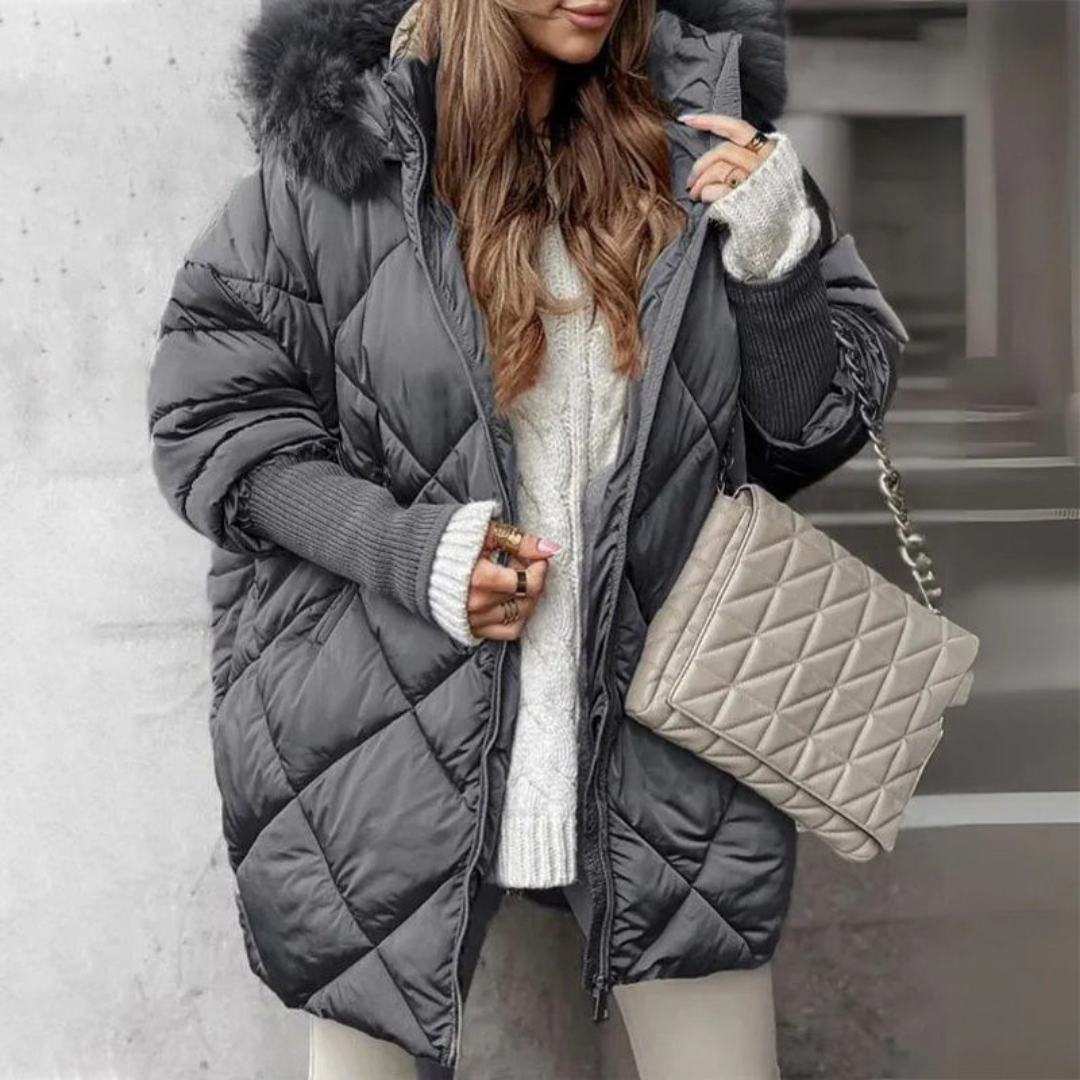 Kiona™ - ELEGANT JACKET WITH FLATTERING SILHOUETTE