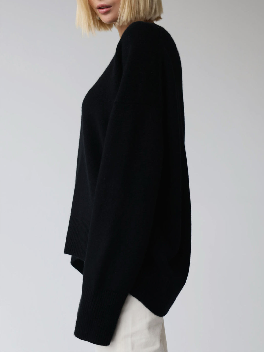 Isabelle™ - OVERSIZED PULLOVER SWEATER WITH A SOFT, COZY FEEL