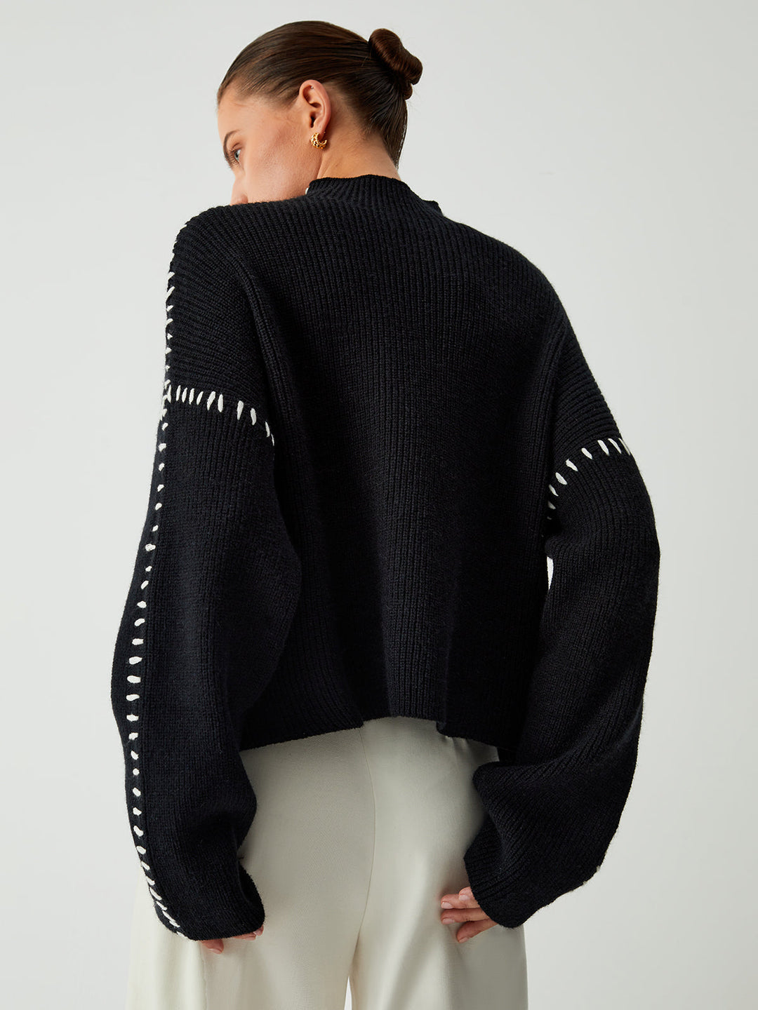 Chloe™ - OVERSIZED MOCK NECK SWEATER WITH A RELAXED FIT