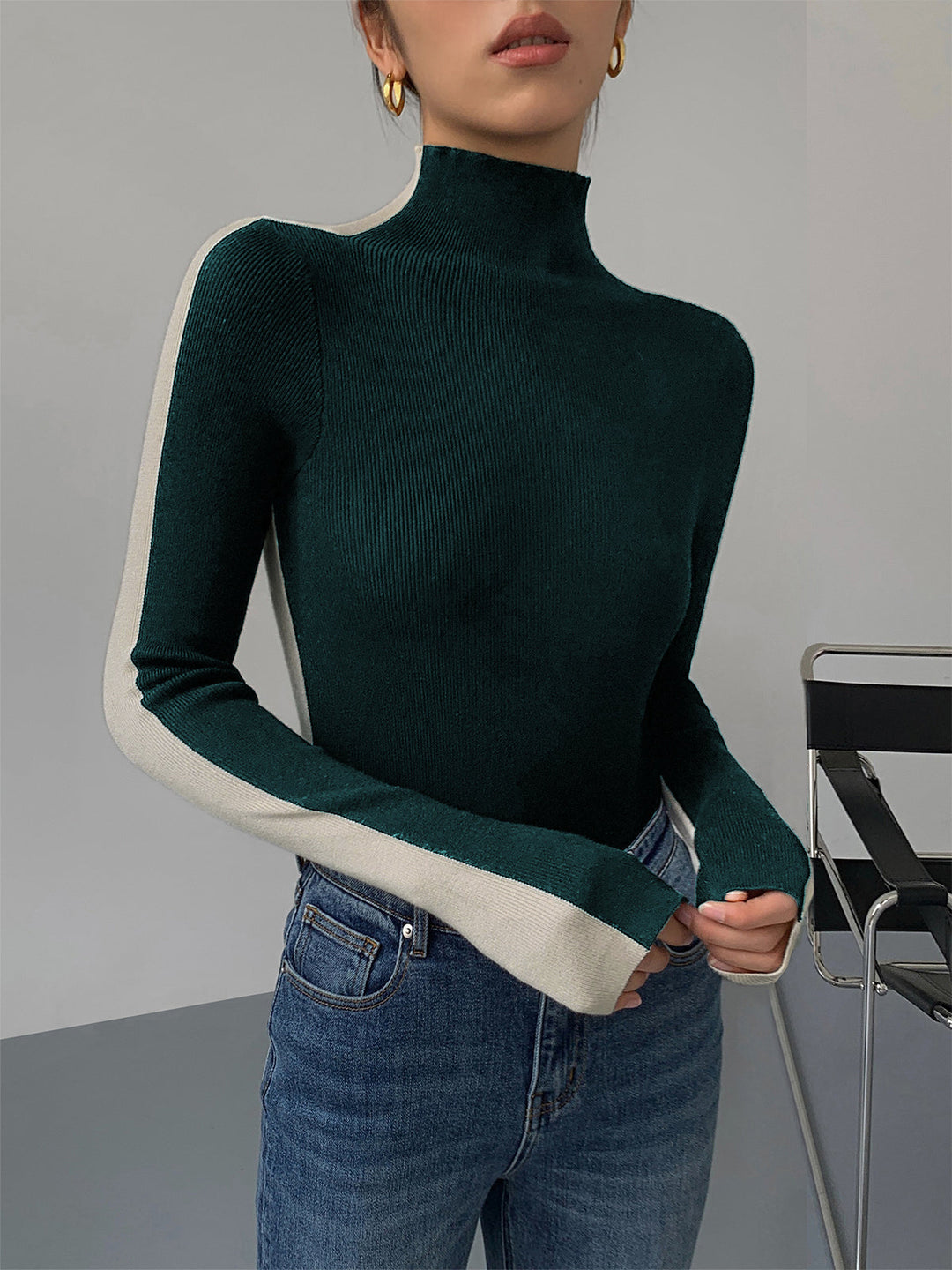 Sophia™ - REVERSIBLE LONG SLEEVE KNIT TOP WITH TWO-TONE DESIGN