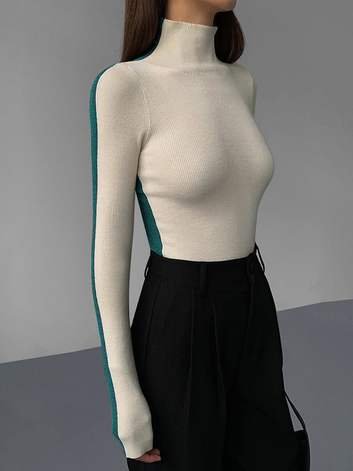 Sophia™ - REVERSIBLE LONG SLEEVE KNIT TOP WITH TWO-TONE DESIGN