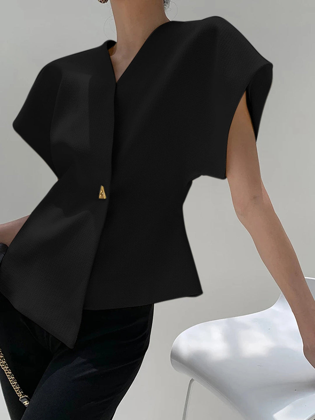 Sorenna™ - ELEGANT V-NECK BLOUSE WITH BUTTON DETAIL