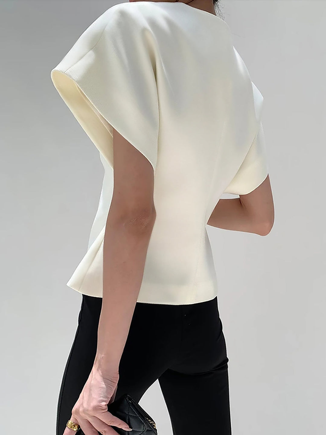 Sorenna™ - ELEGANT V-NECK BLOUSE WITH BUTTON DETAIL