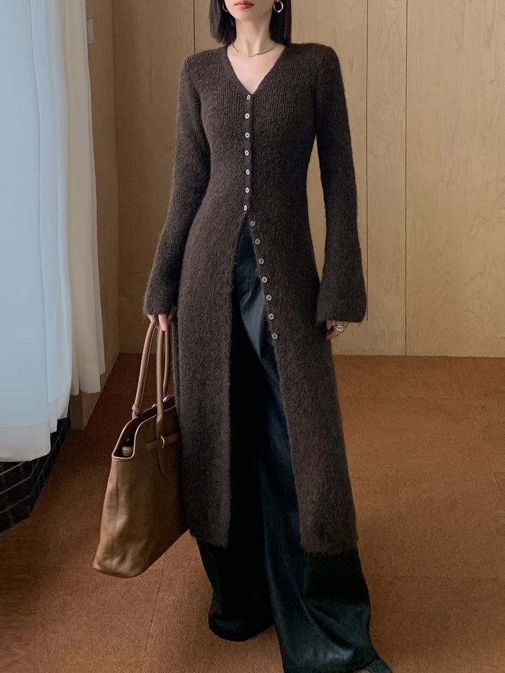 Ellie™ - ELEGANT V-NECK SWEATER DRESS WITH SPLIT DETAIL