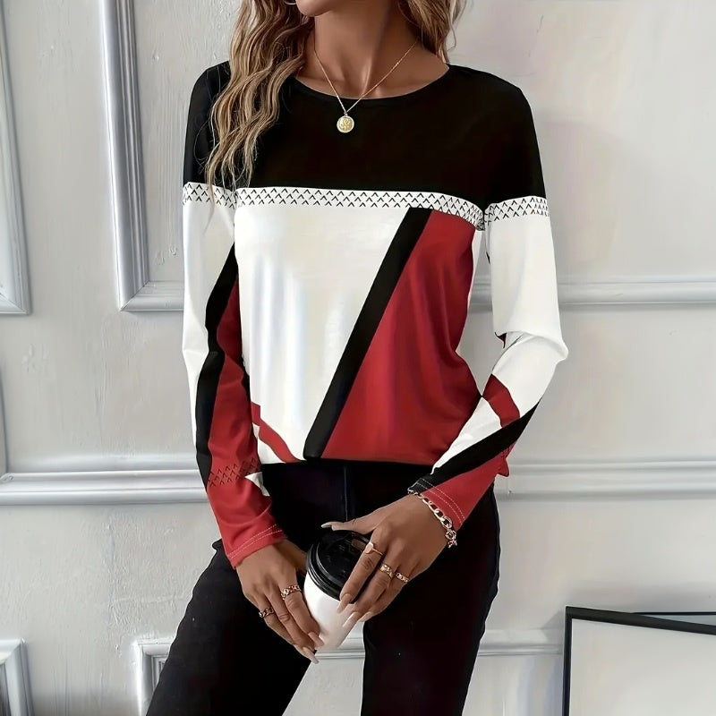 Clara™ - RELAXED FIT TOP WITH STRIKING DESIGN
