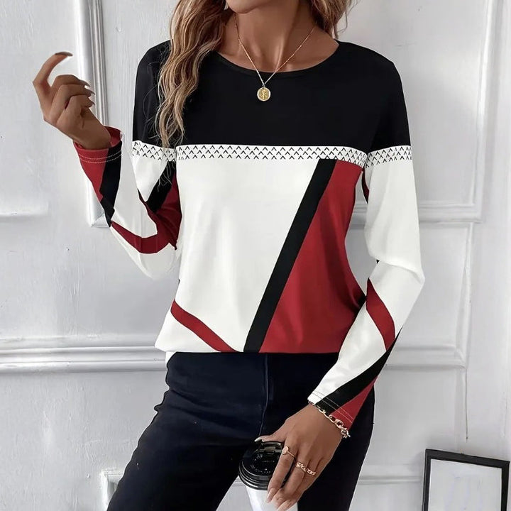 Clara™ - RELAXED FIT TOP WITH STRIKING DESIGN