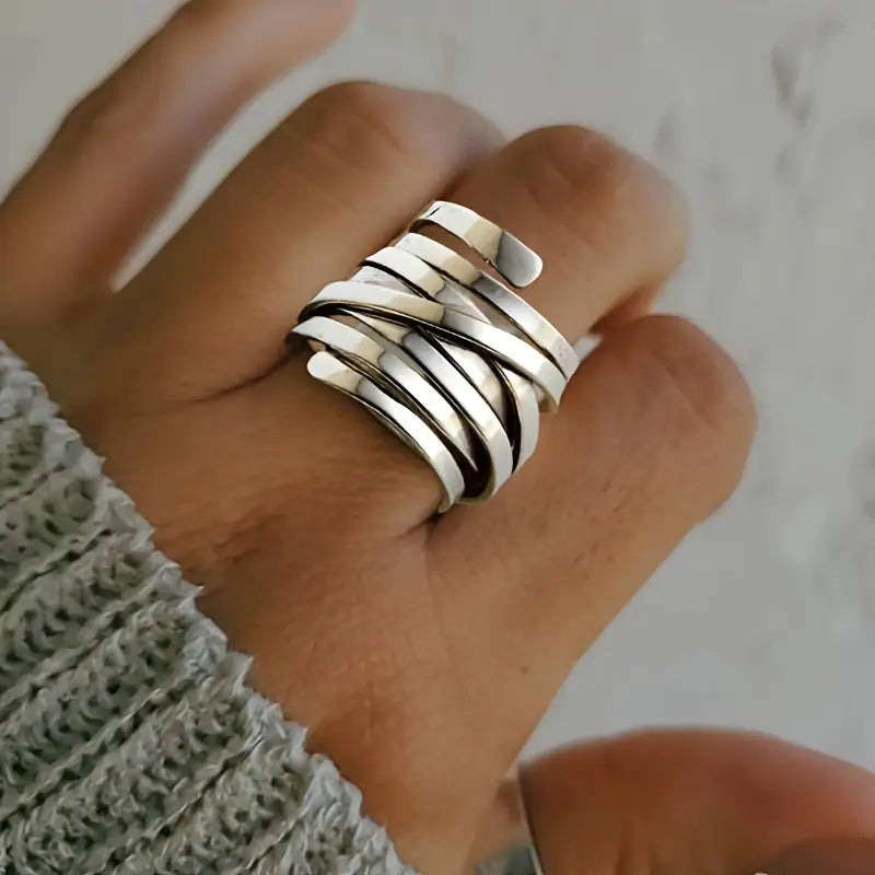 Clarisse™ - VINTAGE SILVER RING WITH THICK LAYERED DESIGN