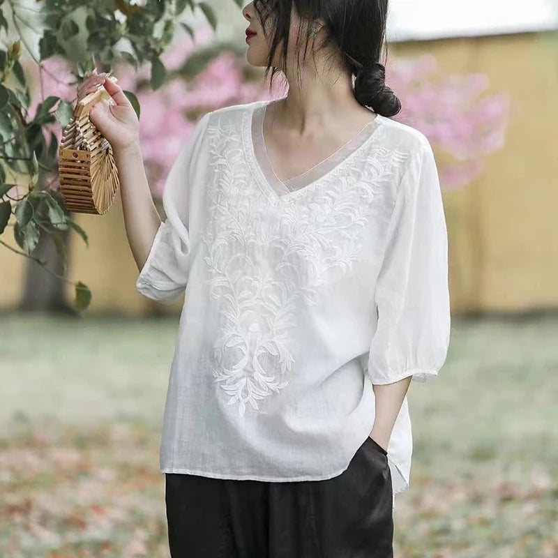 Elowyn™ - EMBROIDERED RELAXED SUMMER BLOUSE