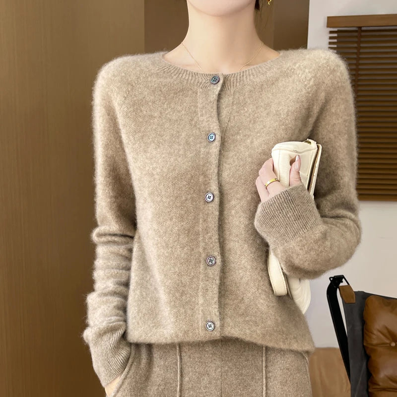 Aline - Cozy Cashmere Cardigan