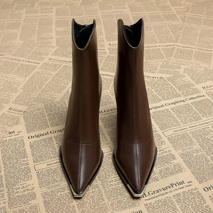 CHROME TIP™ - SLEEK CHELSEA BOOTS