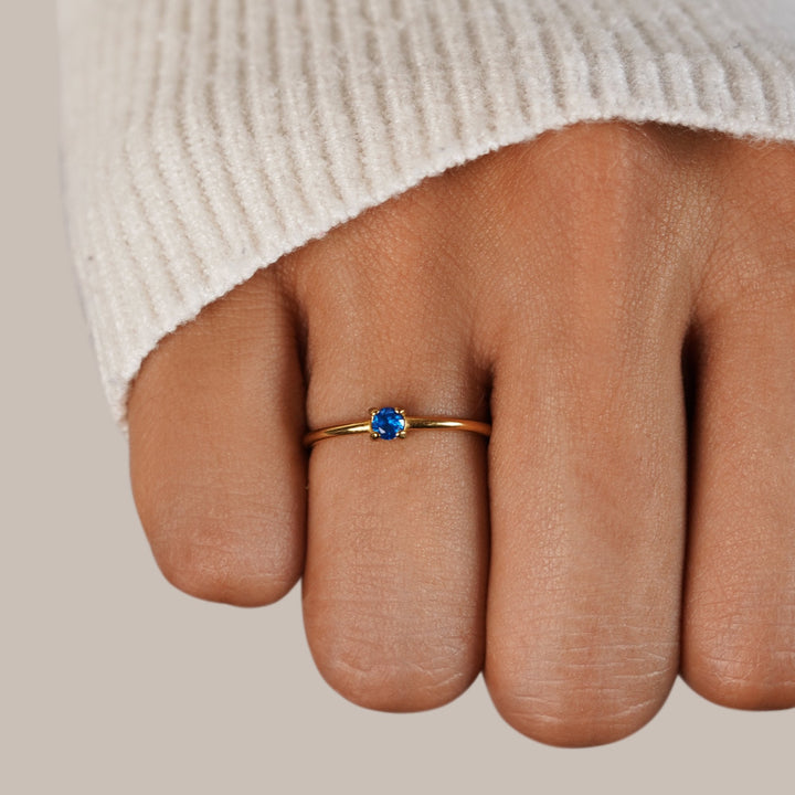 Aaliyah Goldring™ - ELEGANT RING WITH A STUNNING DESIGN