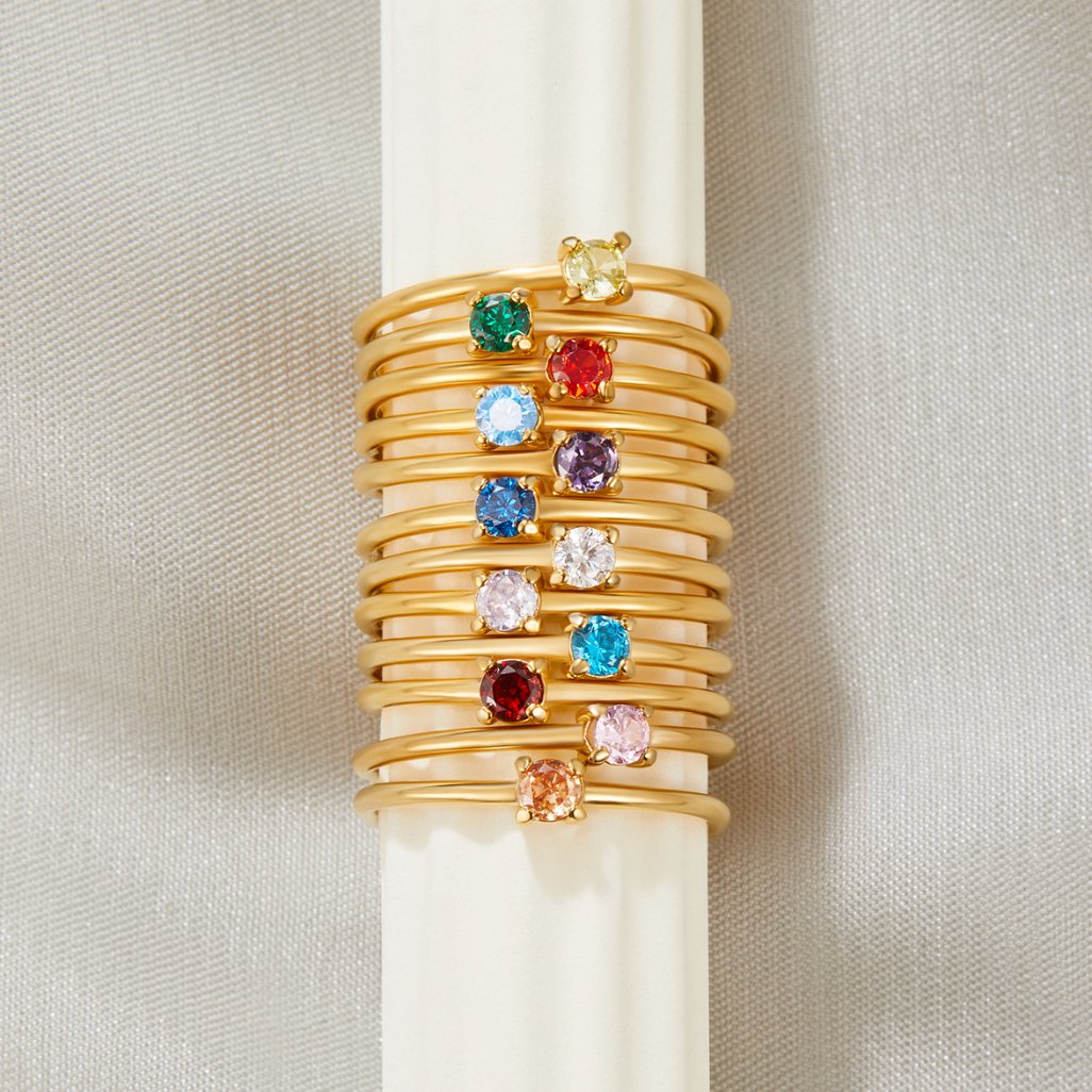 Aaliyah Goldring™ - ELEGANT RING WITH A STUNNING DESIGN