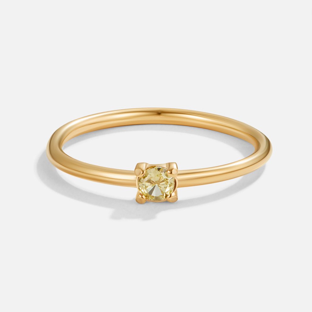 Aaliyah Goldring™ - ELEGANT RING WITH A STUNNING DESIGN