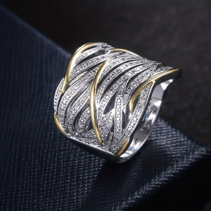 Estelle™ - ELEGANT MULTILAYERED TWIST RING