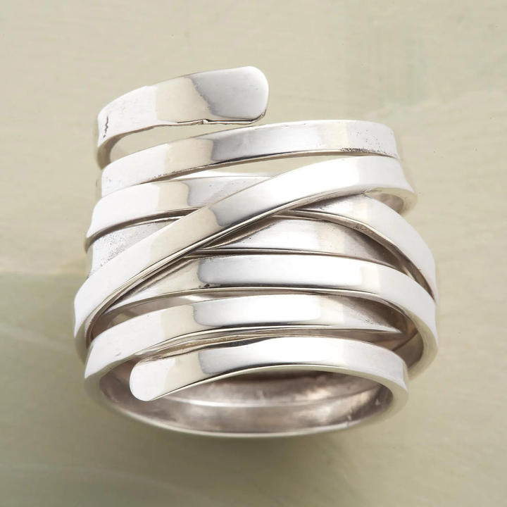 Clarisse™ - VINTAGE SILVER RING WITH THICK LAYERED DESIGN